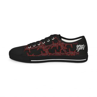 Graveyard Barbed Wire Men's Low Top Canvas Shoes